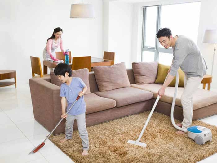 Thường xuyên dọn dẹp nhà ở để hạn chế sự tấn công của kiến ba khoang